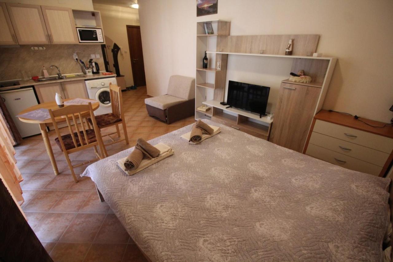 Ivory Cascadas Studio Slăntjev Brjag Exteriör bild